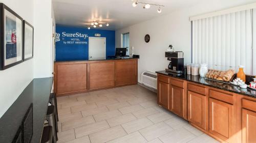 Findlay Hotel | SureStay Hotel by Best Western Findlay
