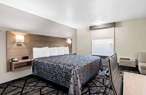 Duncan Hotel | SureStay Hotel by Best Western Duncan