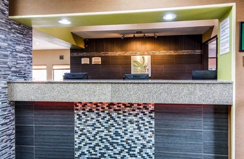 Blue Springs Hotel | SureStay Plus Hotel by Best Western Blue Springs