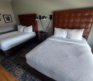 Central Oklahoma City Hotel | Surface Boutique Hotel, Will Rogers Airport, Fairgrounds, Restaurant & Bar