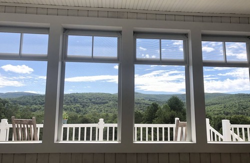 Brainard House | Sweeping Mountain Views in the Berkshires