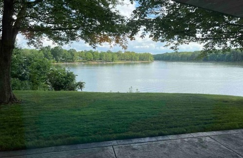 North Benton House | Sweet Louie's Lake House