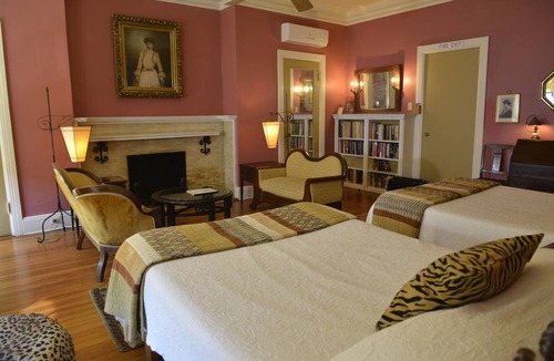 Dupont Circle Hotel | Tabard Inn