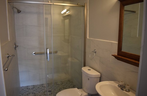 Tannersville Hotel | Tannersville Village on Saw Mill Creek Room #1- 1 Queen