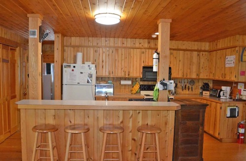 Sullivan Cabin | Taylor Camp on Tunk Lake nLakeside Log Cabinn4 Bedrooms - Sleeps 10