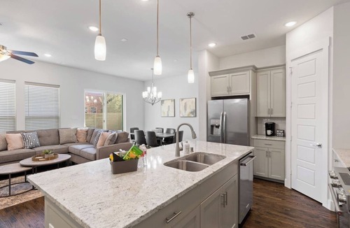 Vickery Meadow House | TCH - Charming 3bd/2.5ba home in Dallas w/Office