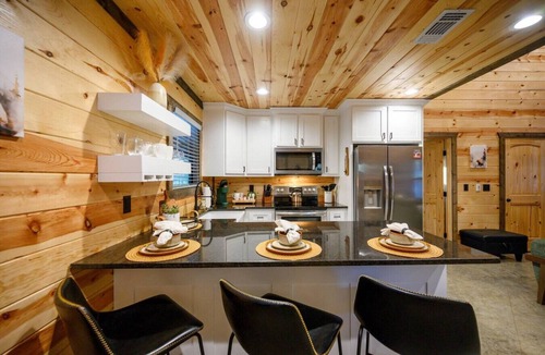 Pickens Cabin | The Animal Crossing · Sleeps 4: Family Cabin w/Hot Tub & Fire Pit