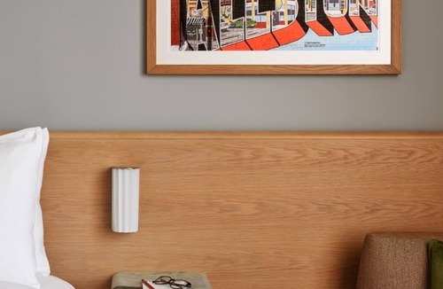 Lower Allston Hotel | The Atlas Hotel | King Corner Room | Minutes away from Harvard Athletic Complex