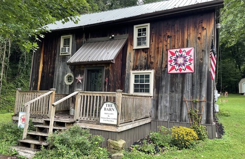 Spring Hill House | The Barn built in 1874