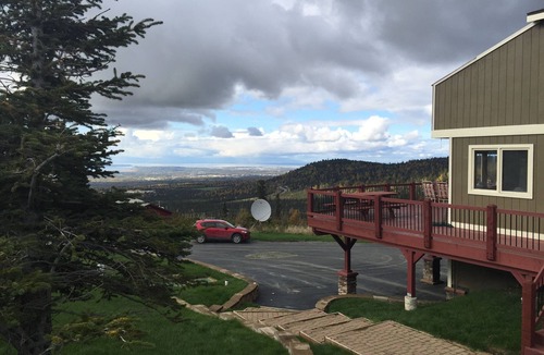 Bear Valley House | The Best Alaskan Get Away Retreat For Your Family Or Group