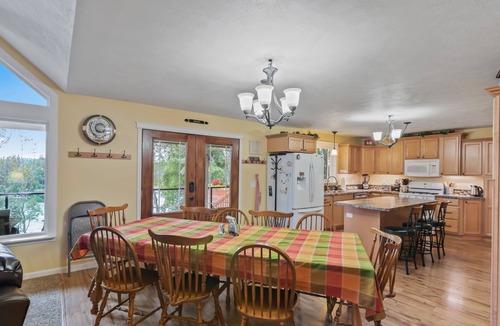 Kalifornsky House | The best location on the Kenai River!