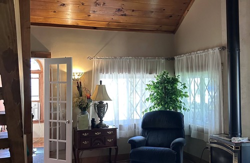 Jaffrey Cabin | The Best Summer Lakeside Cabin in NH - The Jaffery, NH Gem