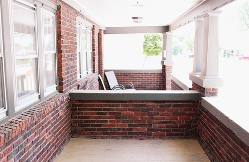 McCook House | “The Bev” Townhouse in McCook