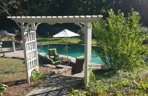 East Hampton Bed & Breakfast | The Bevin House B&B