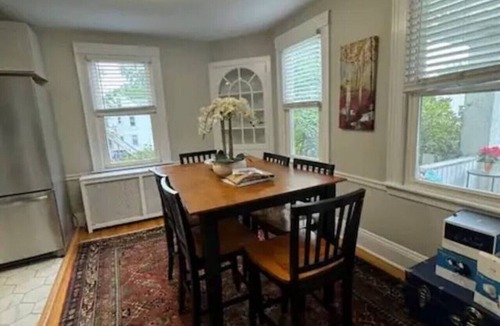 West Hartford Apartment | The Blue Back Bungalow