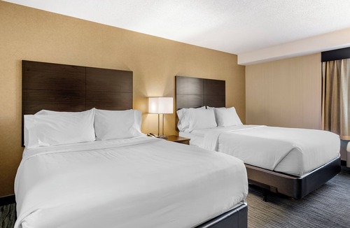 Charleston Hotel | The Capitol Hotel