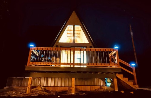 Ironton Cabin | The Charlotte: cozy mountain cabin with huge views