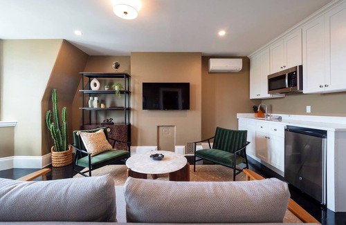 South End Apartment | The Chester: Modern, Cool, Heart Of South End