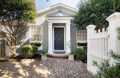 Cannonborough Elliotborough Cottage | The Cottage at Saint Philip Square, One Block to King, Charming Private Hideaway