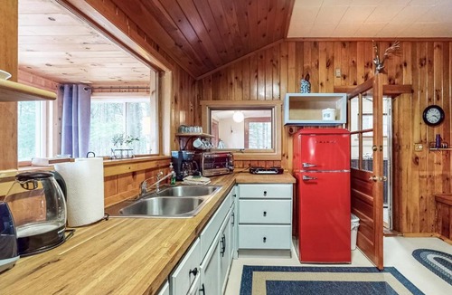 West Newfield House | The Cottage on Rockhaven Lake