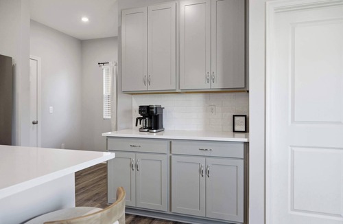 Russellville House | The Creation Station 5bdr