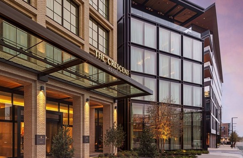 Fort Worth Cultural District Hotel | The Crescent Hotel | Crescent Suite | Prime Location for Museum Exploration