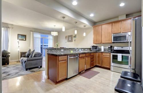 Northeast Anchorage House | The Eastside Townhome Of Ophir