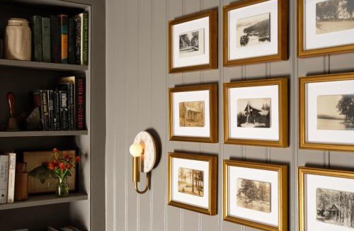 Center Lovell House | The Ell, a Historic, Luxurious 2 bed, 2 bath Private Suite in Lovell