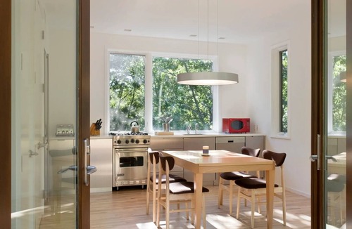Water Mill House | The Floating House Water Mill Hamptons, A Cantilevered Architectural Retreat