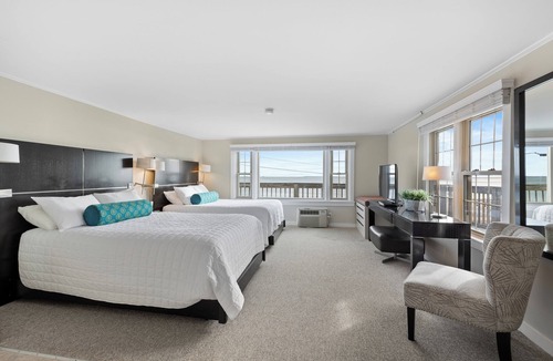 Falmouth Heights Hotel | The Heights Hotel