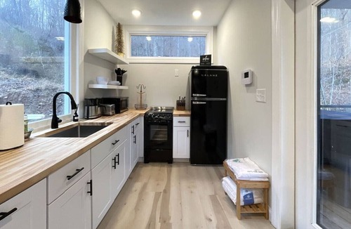 Hurricane Apartment | The Hideaway on Tacketts Shipping Container