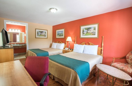 Knoxville Hotel | The Hillside Hotel