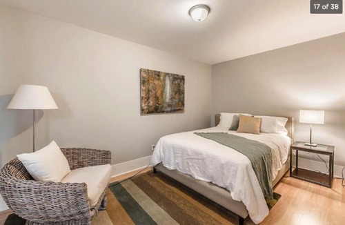 Victorian Village House | The Historic Central Condo - Arena, Short North, Convention #4