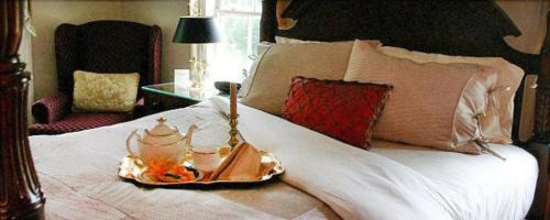 Warwick Hotel | The Inn at Stony Creek
