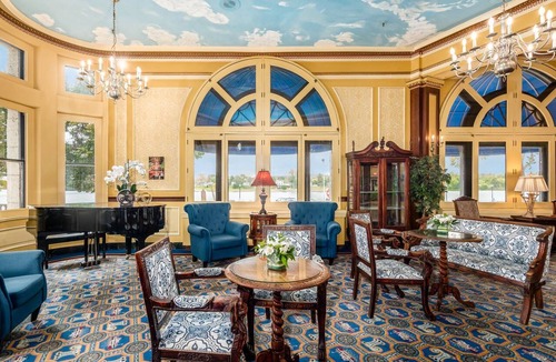 Marietta Hotel | The Lafayette A grand Riverboat Era Hotel