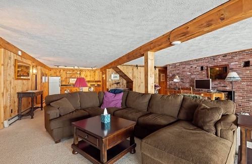 Rangeley House | The Lakehouse at The Dunn Compound on the Lake