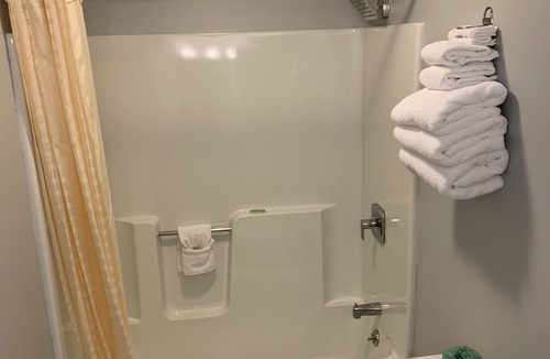 Kennebunkport Hotel | The Lodge at Turbat's Creek