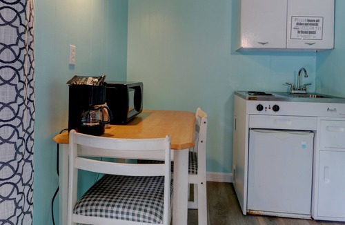 Ogunquit - Wells Hotel | The Majestic Regency Resort