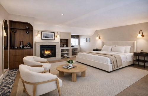 Manchester Center Hotel | The Manchester View