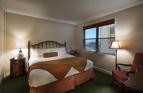 Old Monterey Hotel | The Monterey Hotel