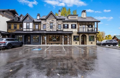 Midway Condo | The Nest Room | Midway Main Shops | Park City Ski