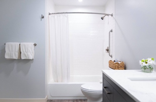 Bar Harbor Hotel | The Pathmaker Hotel