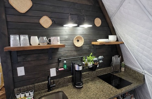 Logan Cabin | The Penguin Igloo: Unique Geodesic Dome in Hocking Hills with Hot Tub + Fire Pit