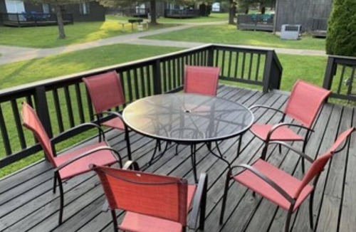 Apple Valley Condo | The Pines of Apple Valley. 31 beautiful vacation cabins.