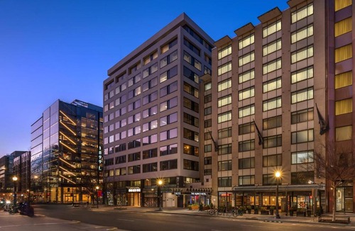 Connecticut Ave - K Street Hotel | The Quincy, an Ascend Collection Hotel