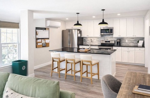 Dover Condo | The Retreat on Rogers Street