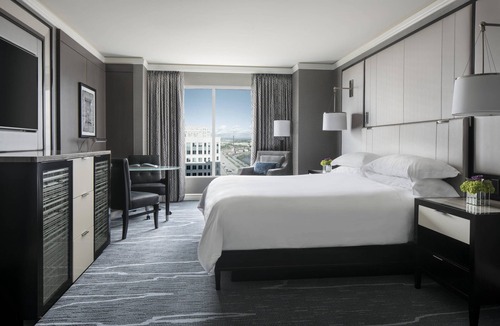 Downtown Cleveland Hotel | The Ritz-Carlton, Cleveland