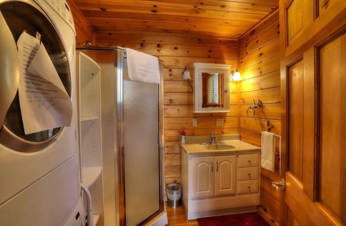 Oquossoc House | The Shire Guest Cottage - Rangeley Lake