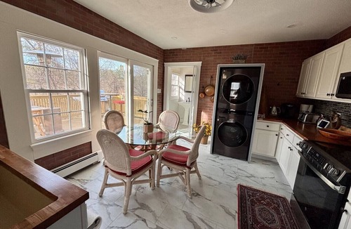 Plainville Apartment | The Sun Filled Cozy Creamery