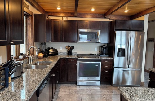 Belfast Ski Chalet | The Swan Lake House-Lakefront home with private beach